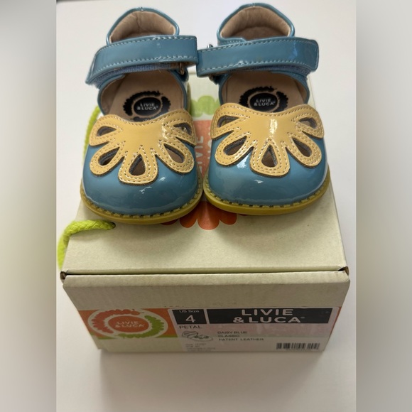 Livie & Luca “Petal” Classic Patent Leather Mary Jane in Daisy Blue - Picture 6 of 6